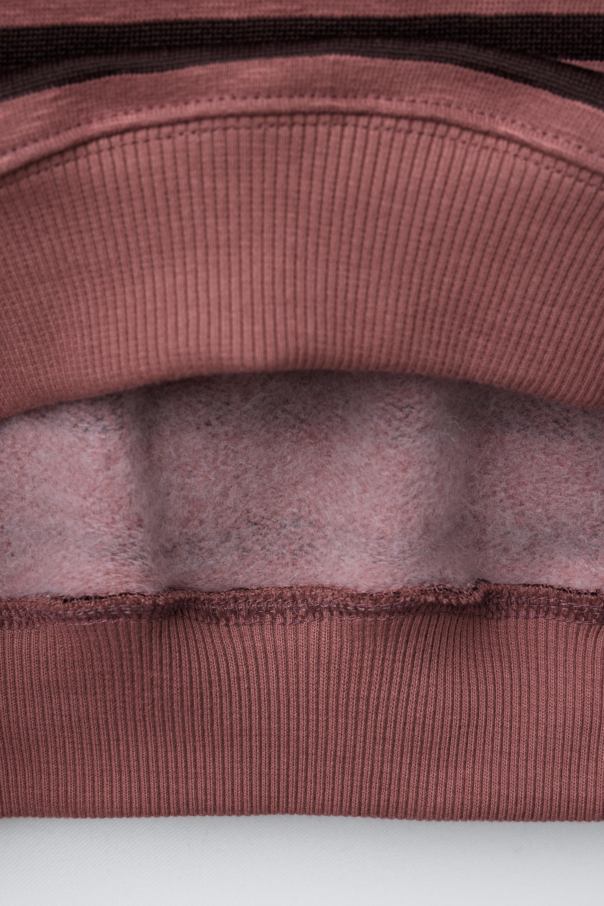 STRIPED TEXT SWEATSHIRT